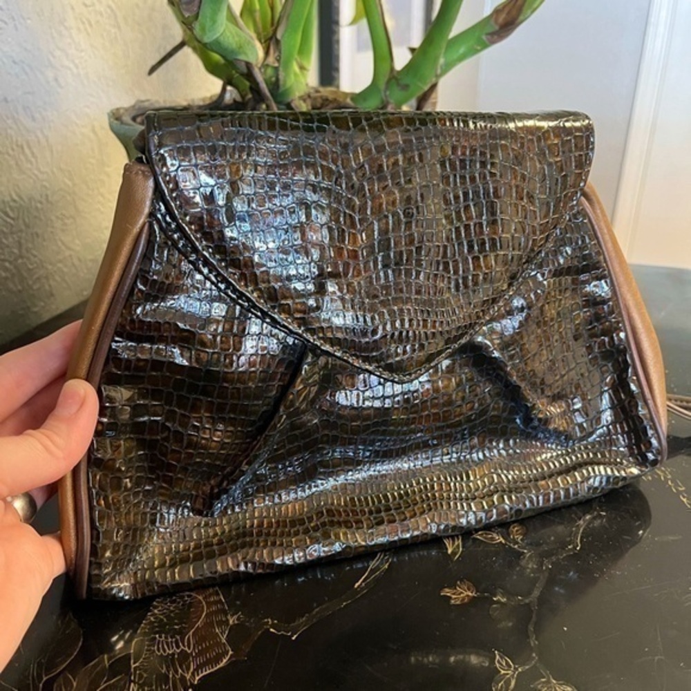 Vintage Vegan vinyl leather Brown snakeskin envelope purse / evening bag